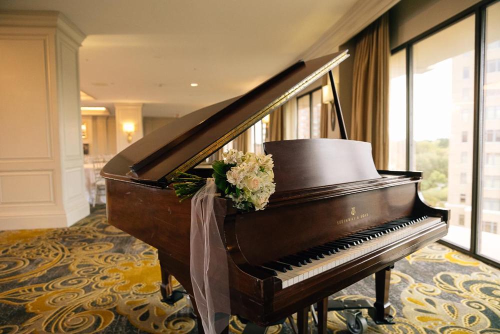 Intercontinental Kansas At The Plaza By Ihg Hotel Kansas City